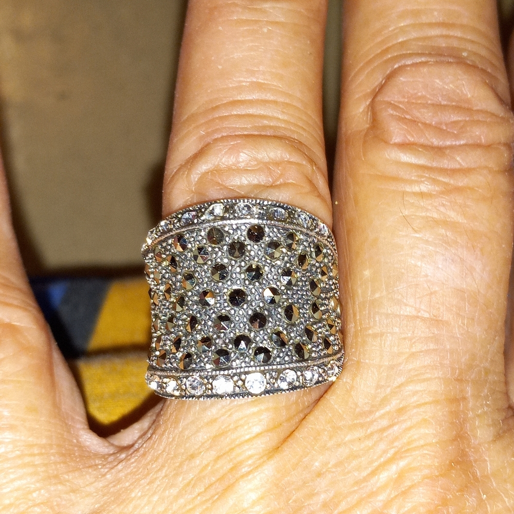 Rhinestone 925 signed cigar band style sz7